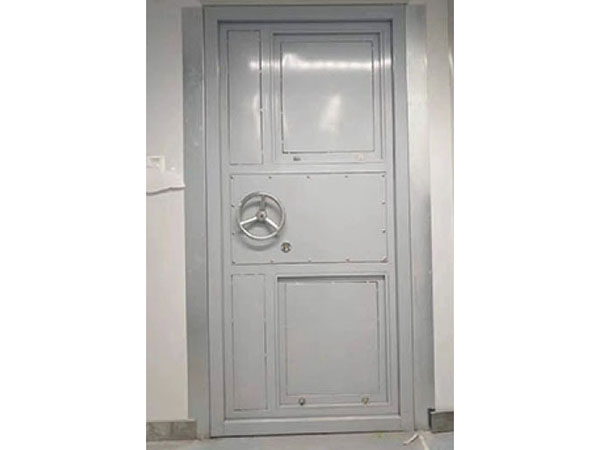 安装泄爆门准备：